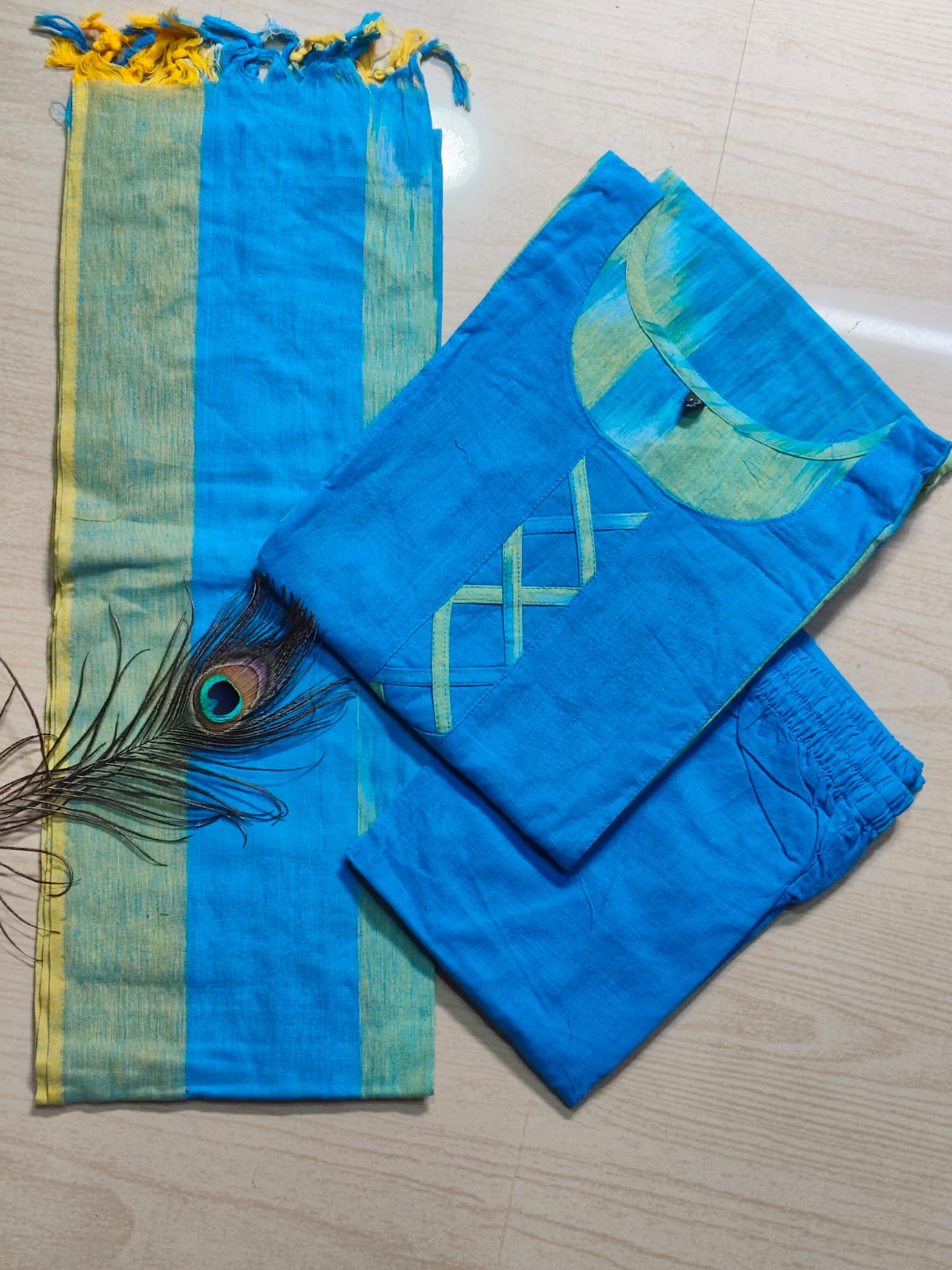 Petals Dupatta Sets  FDS171