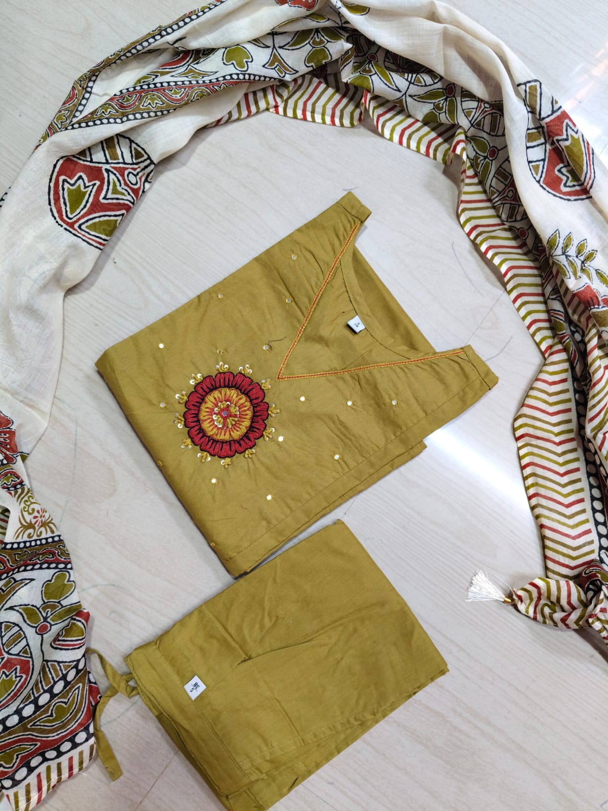 Classic Styles - DDS171