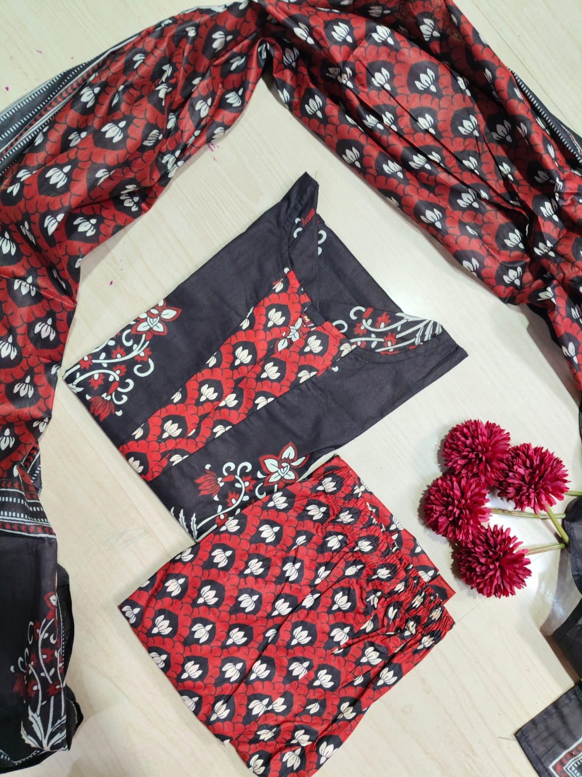 Petals Dupatta Sets  FDS01