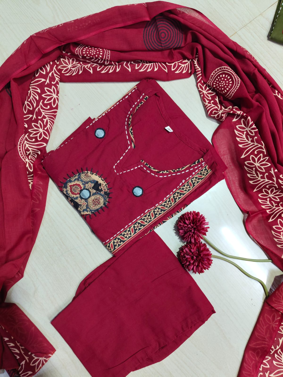 Classic Styles - DDS220