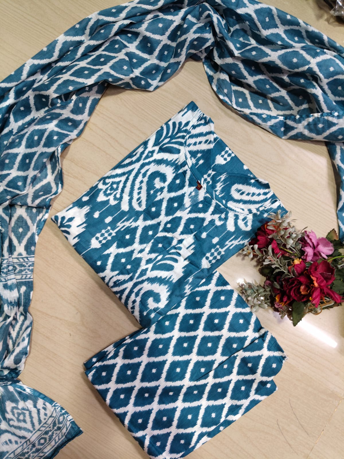 Petals Dupatta Sets  FDS242