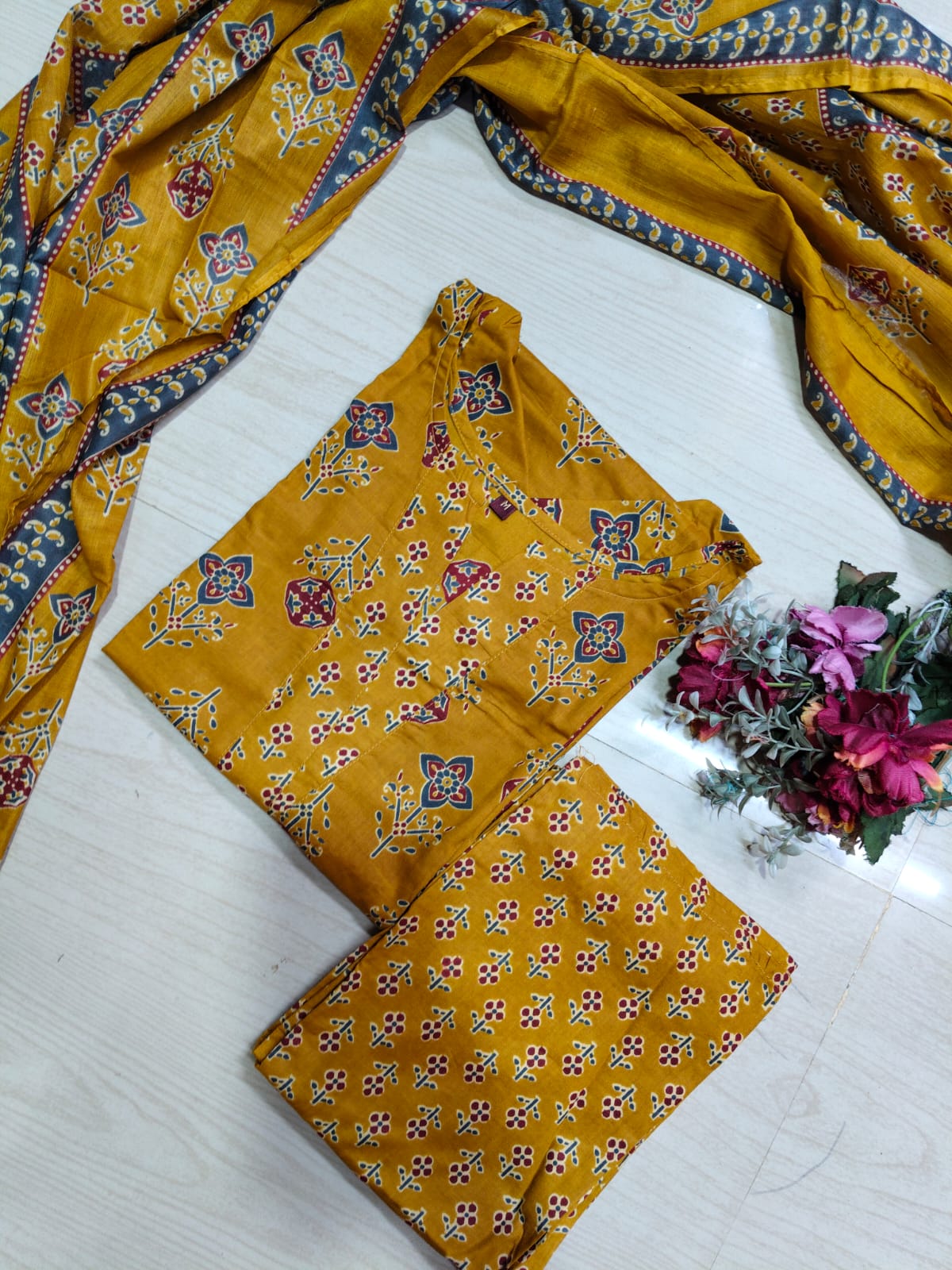 Petals Dupatta Sets  FDS243
