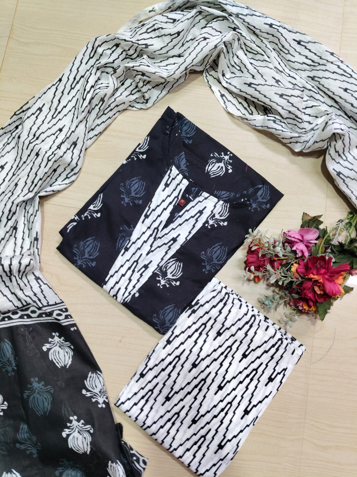 Petals Dupatta Sets  FDS248