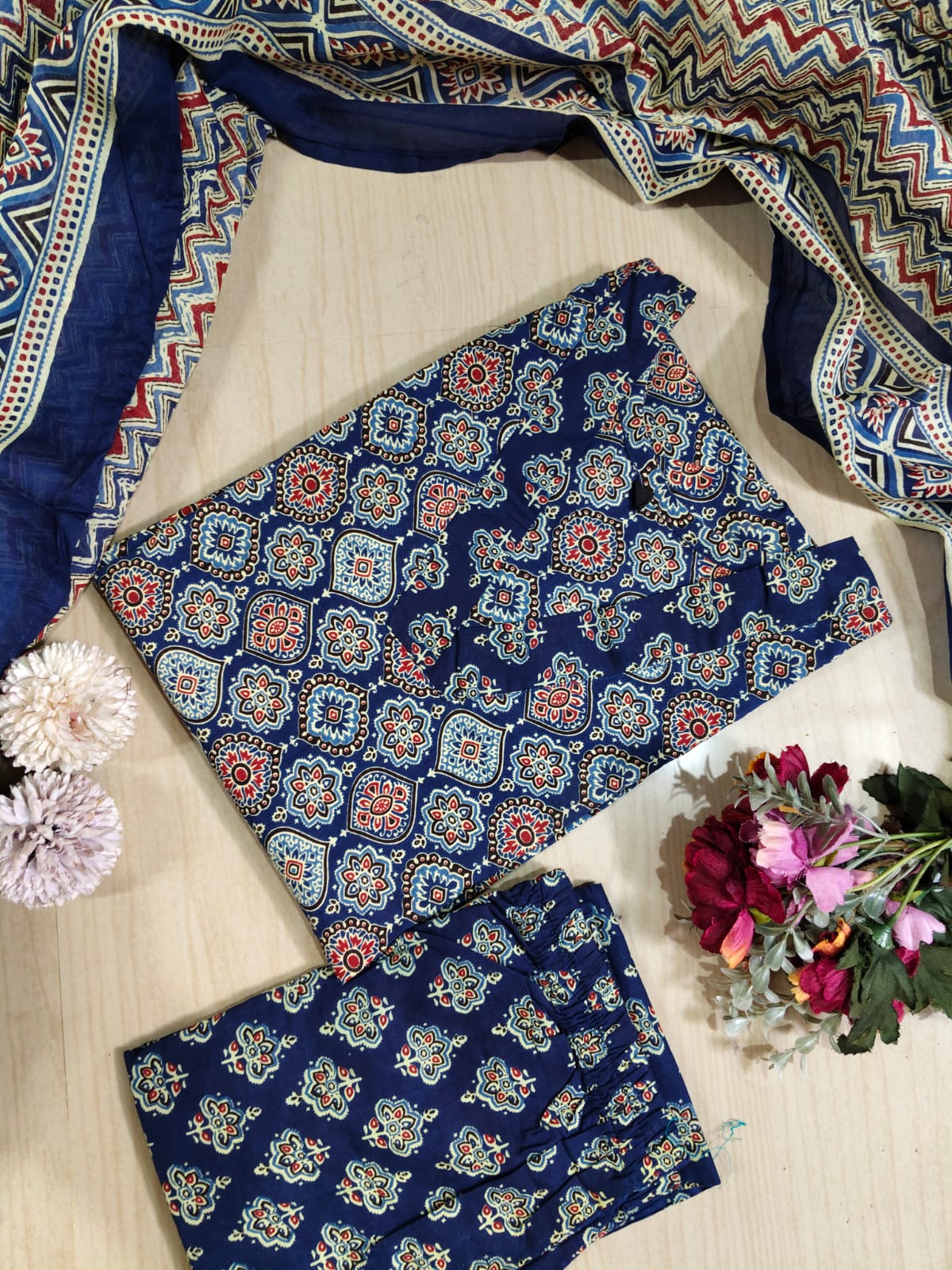 Petals Dupatta Sets - FDS24
