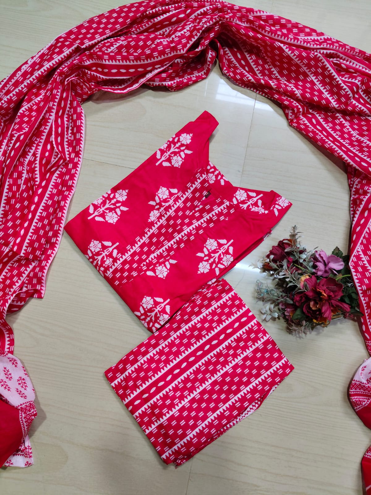 Petals Dupatta Sets  FDS258