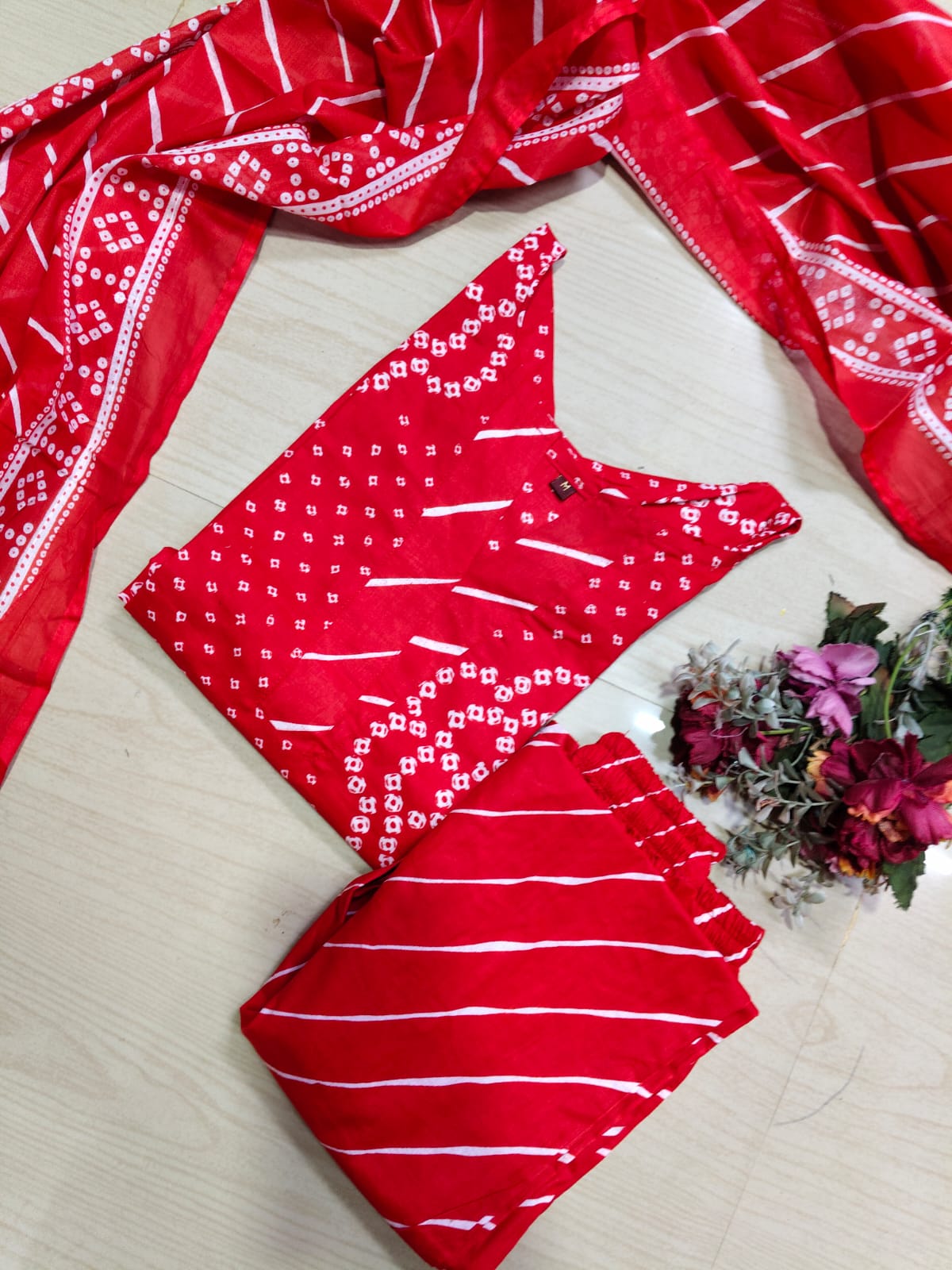 Petals Dupatta Sets  FDS261