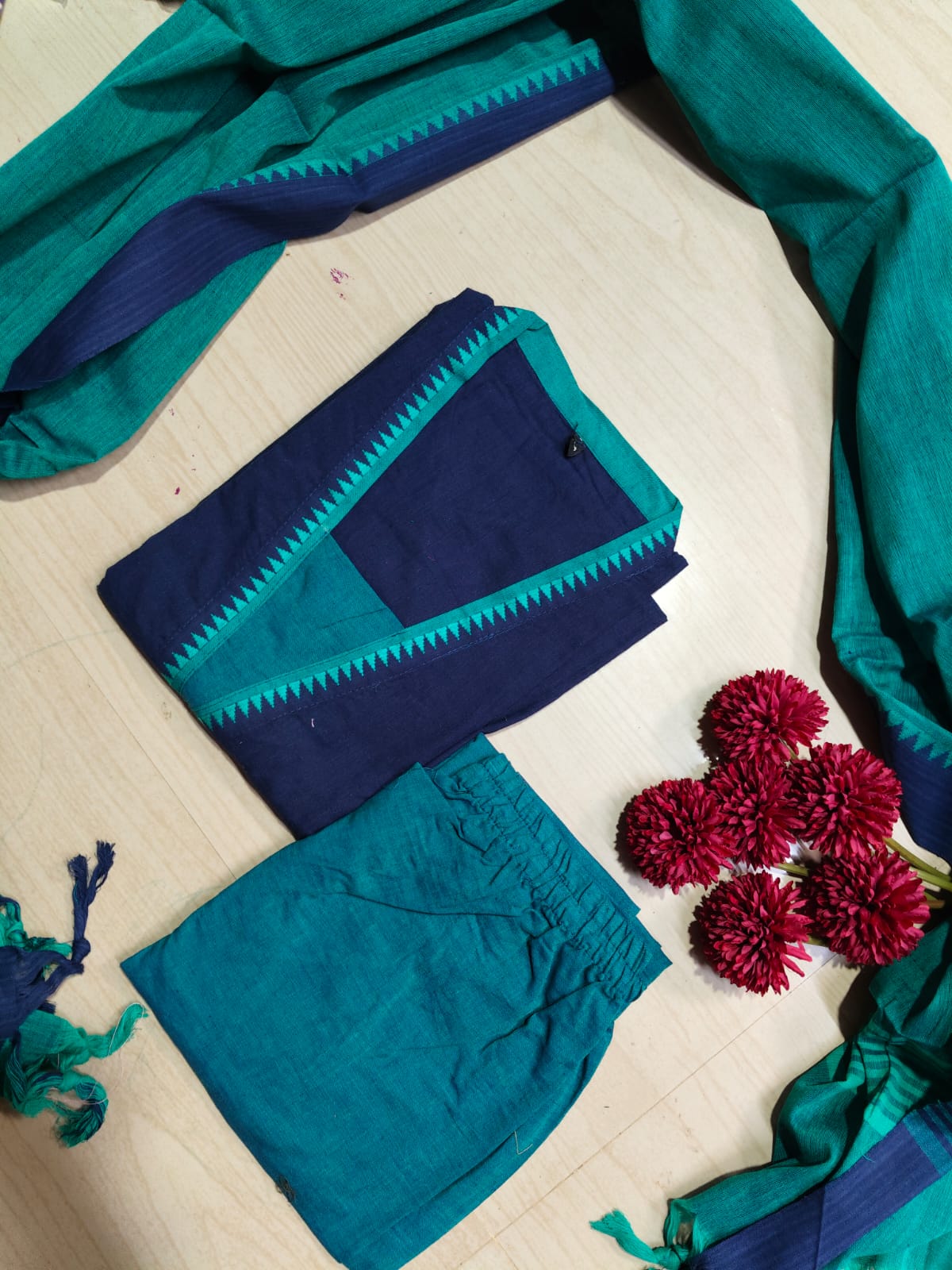 Petals Dupatta Sets  FDS239