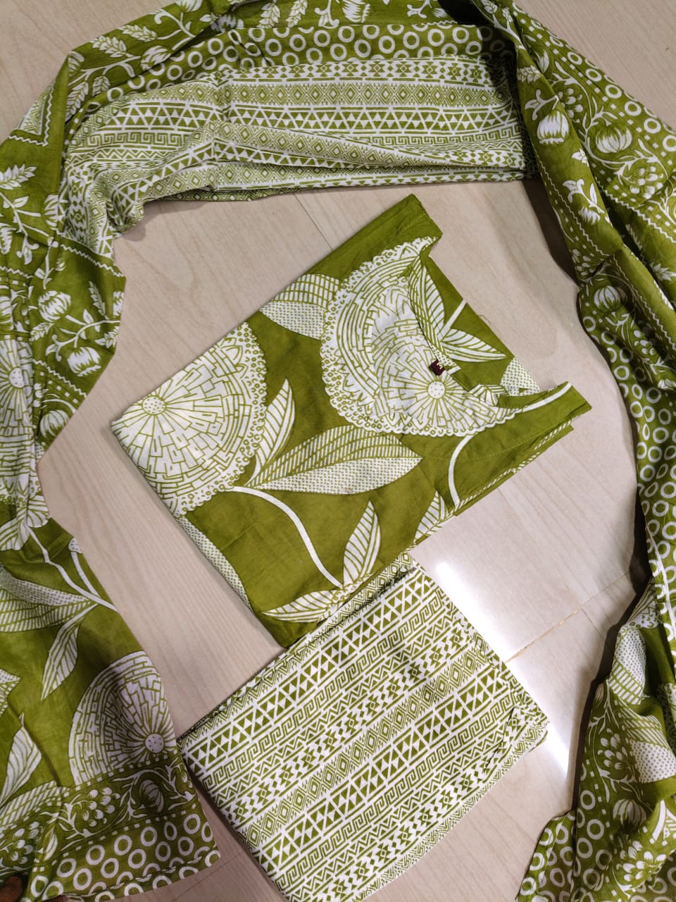 Petals Dupatta Sets - FDS140