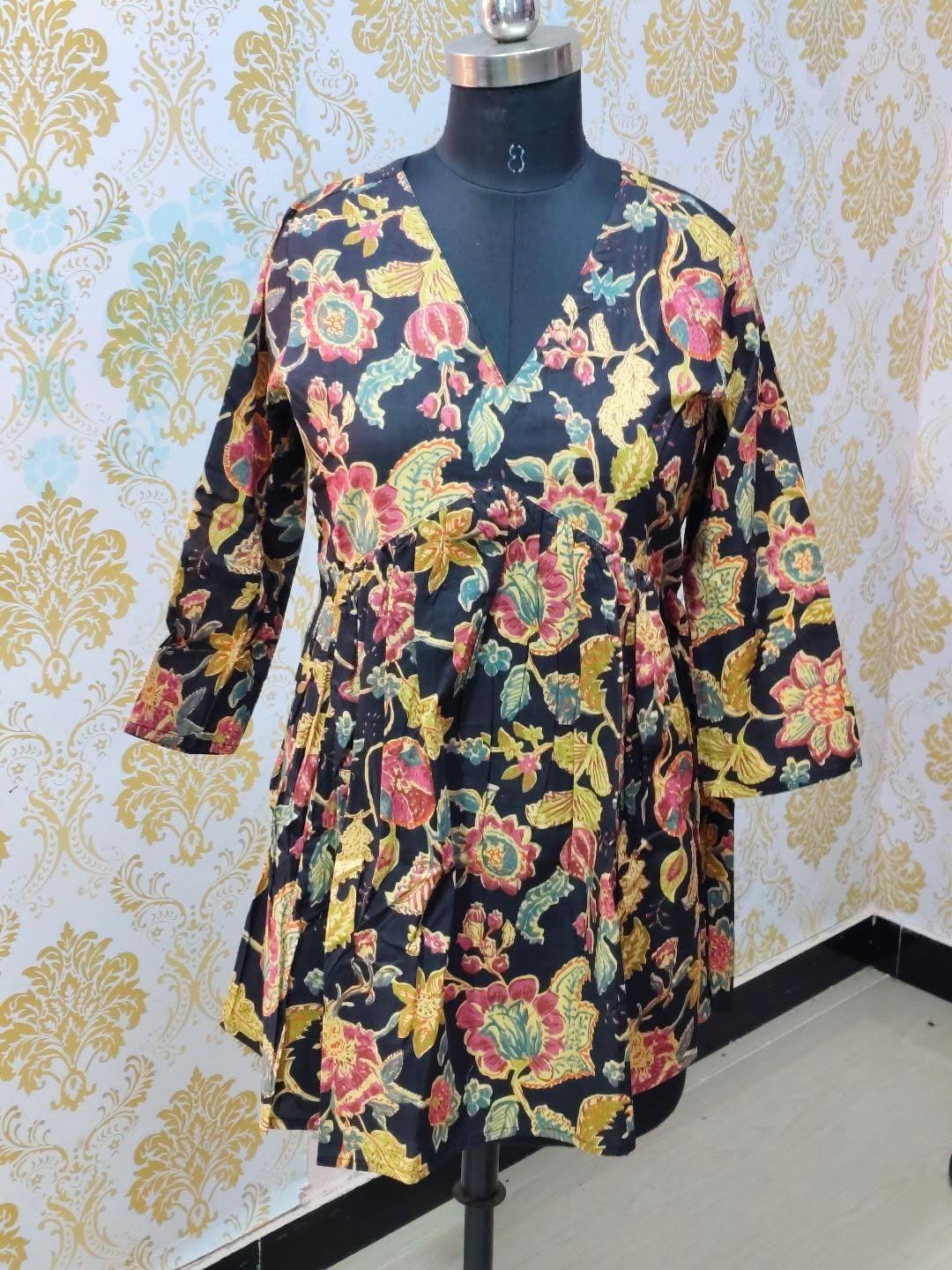 Short Kurti SK144