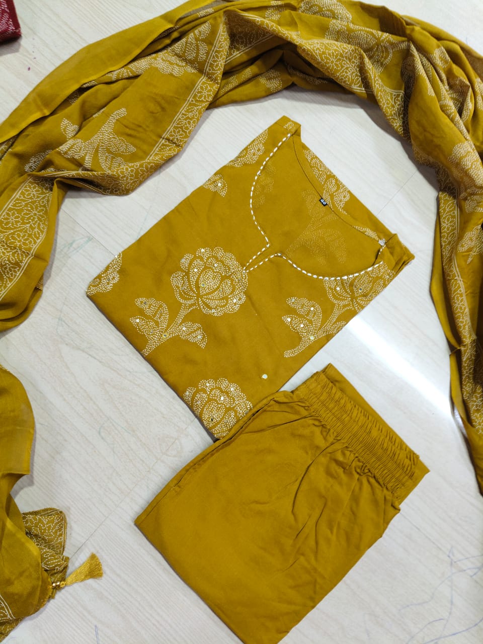 Budgeted Cotton 3 Piece Set - BC59