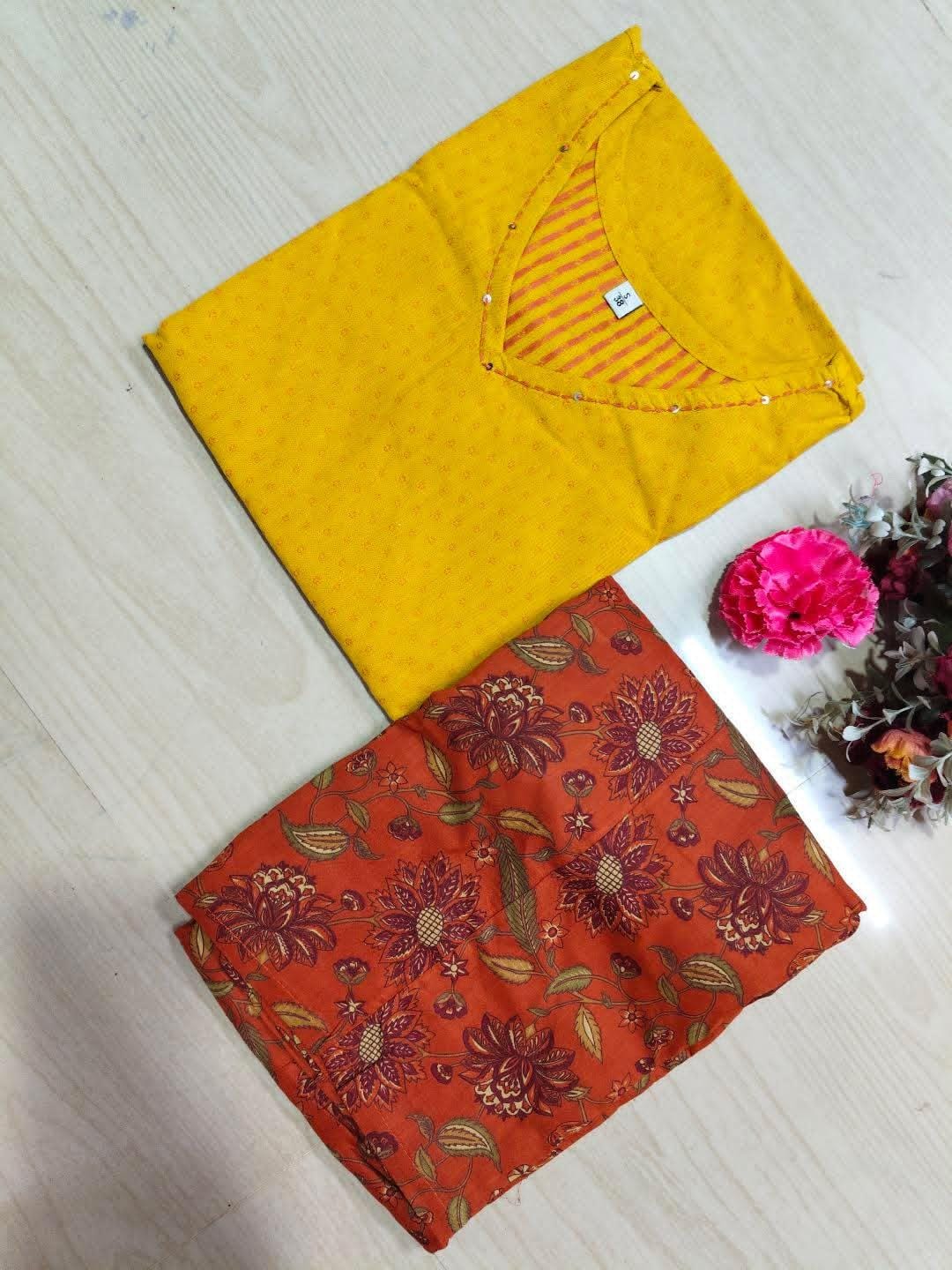 Short Kurthi With Pant  SKP05