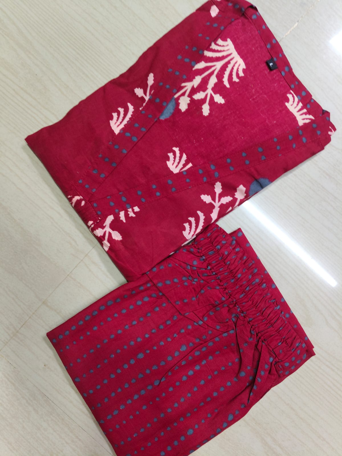 Feeding Kurti With Phant  FKP05