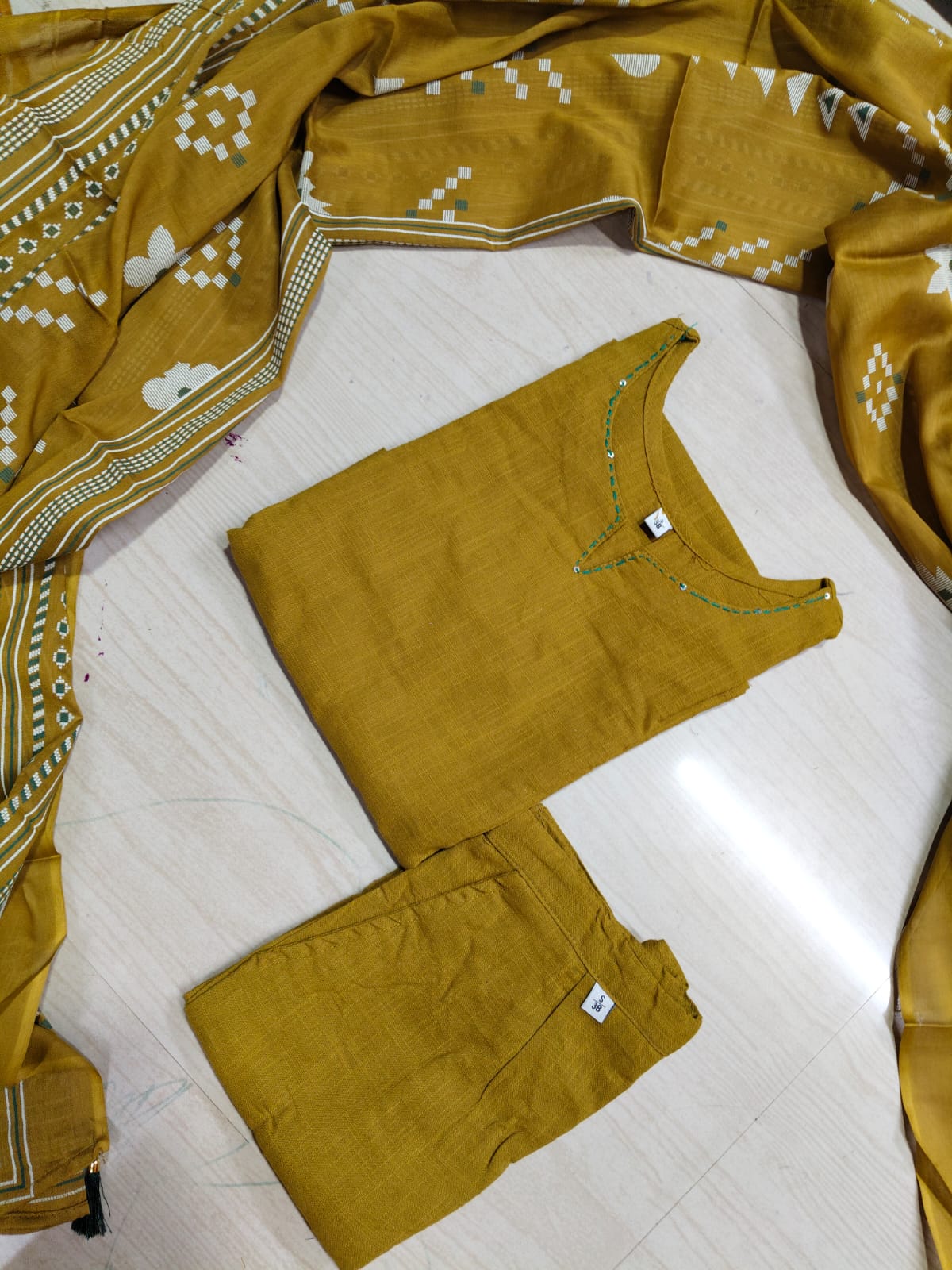 Classic Styles - DDS166