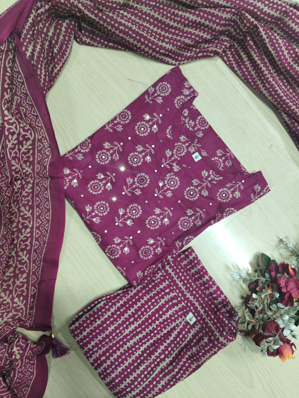 Classic Styles - DDS187