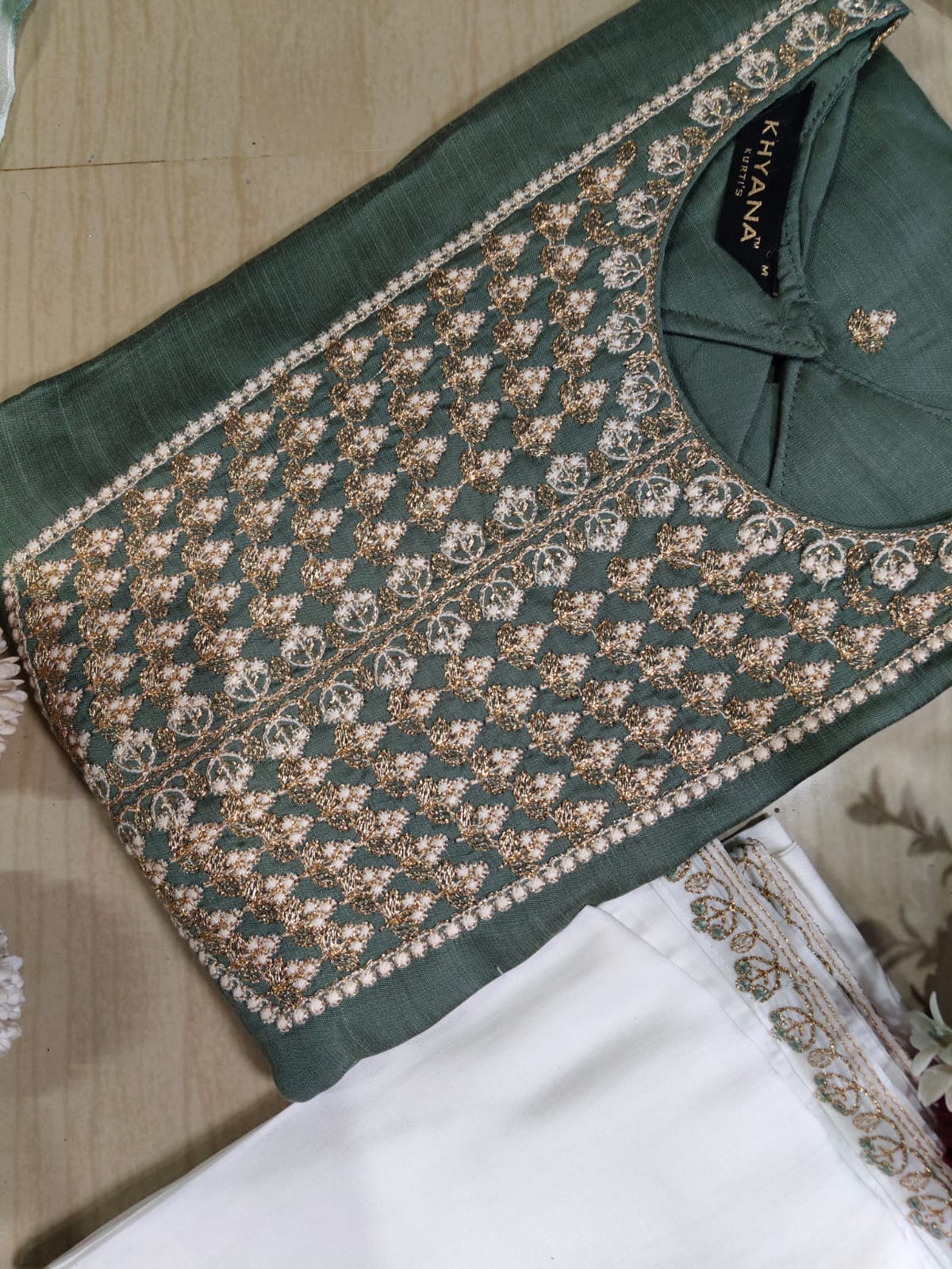Visithra Silk Duppata Sets  VDS08