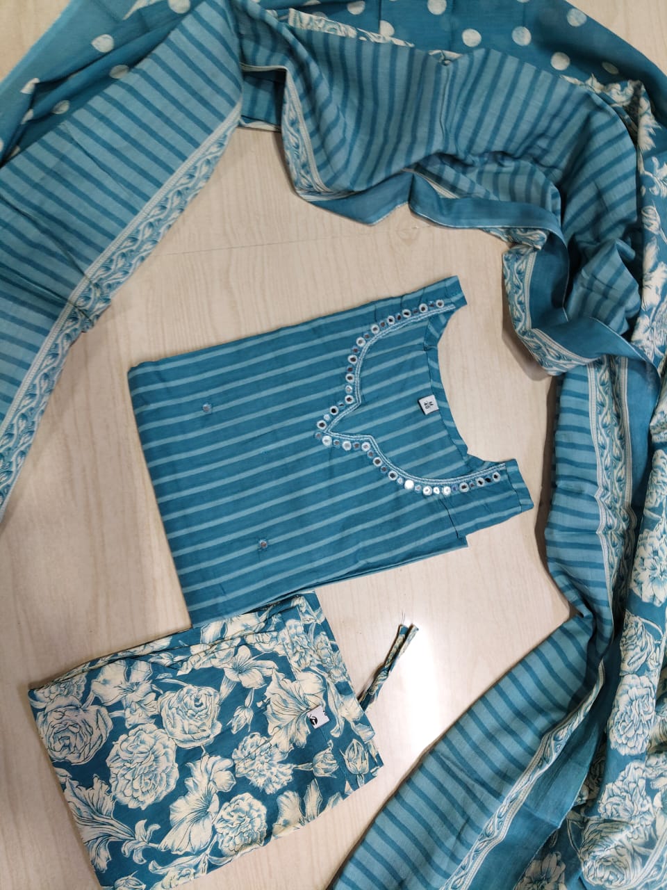 Classic Styles - DDS295