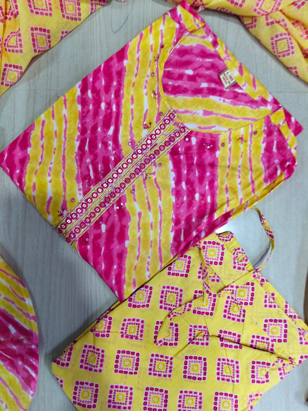 Budgeted Cotton 3 Piece Set - BC98