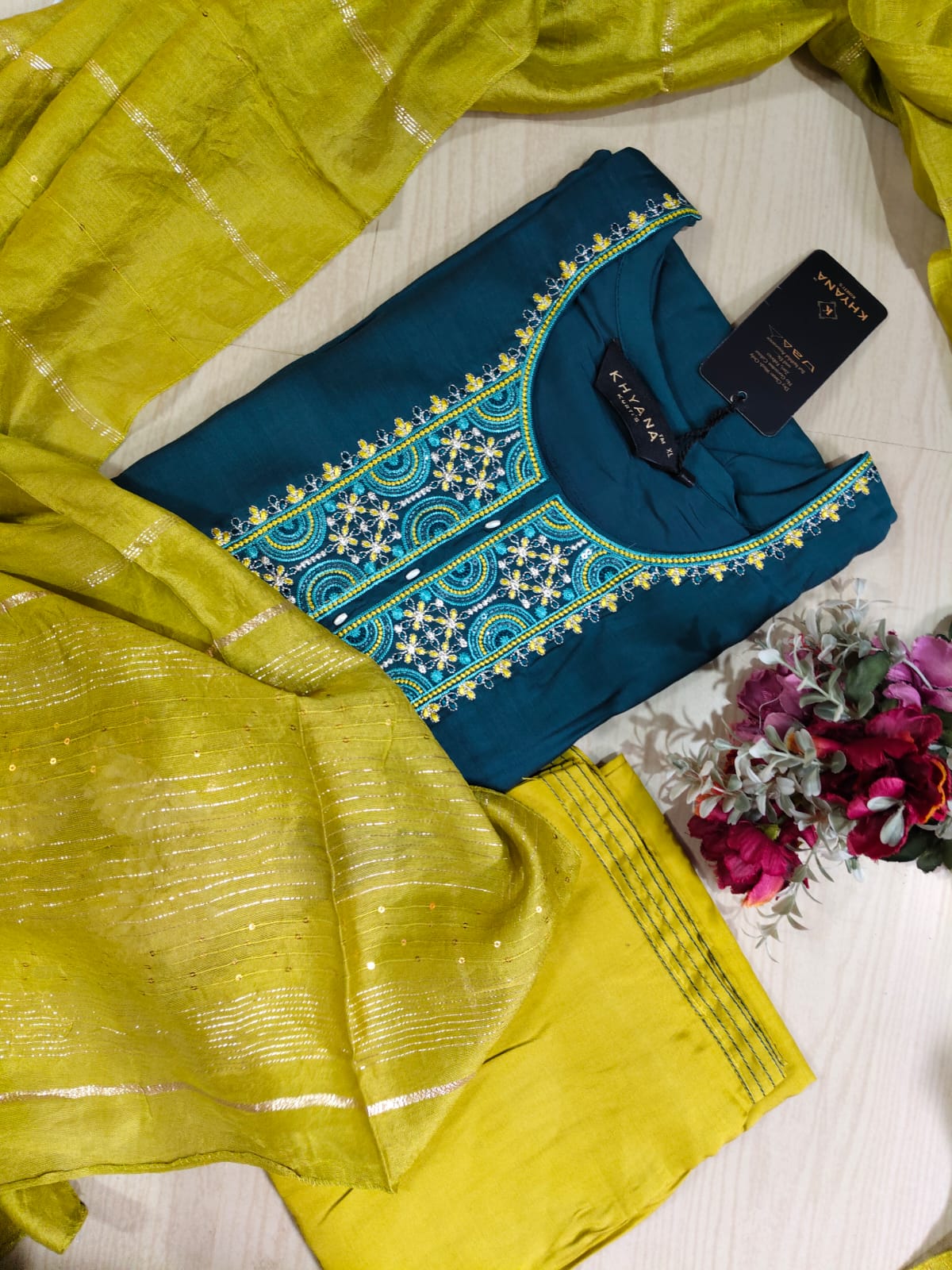 Visithra Silk Duppata Sets  VDS09
