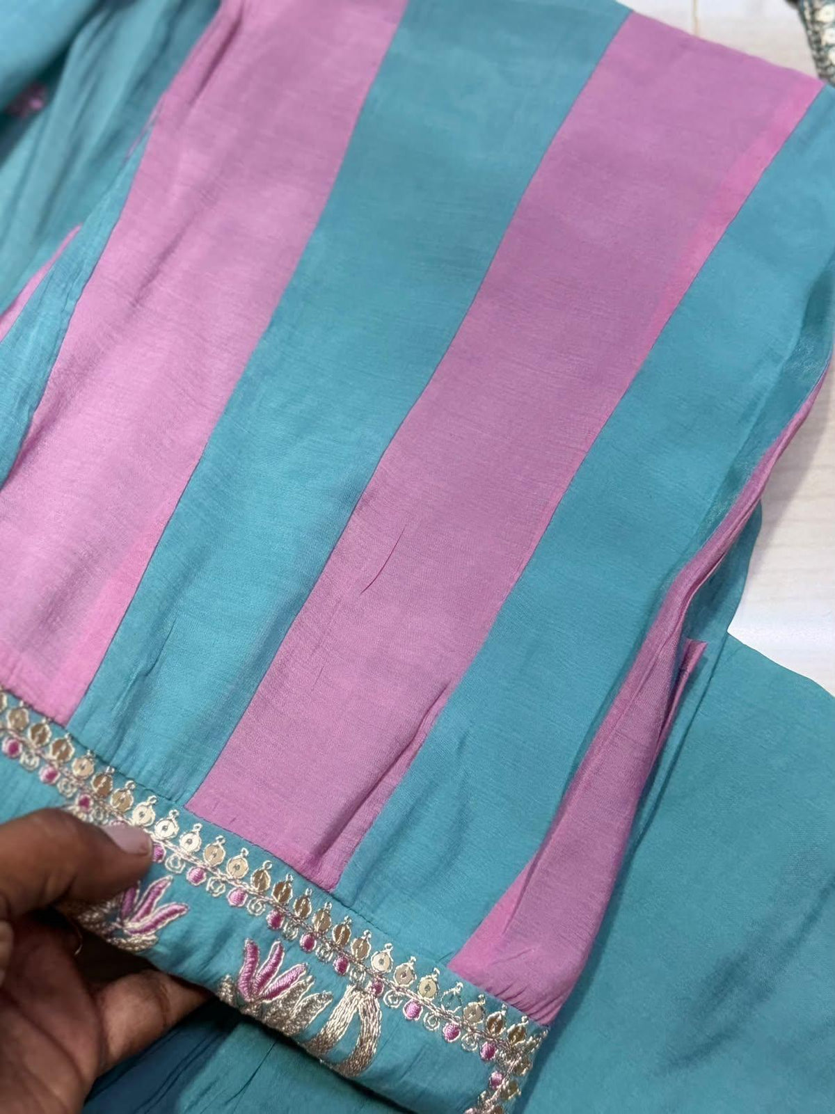 Premium Chanderi  Silk Kurti  Set DK110