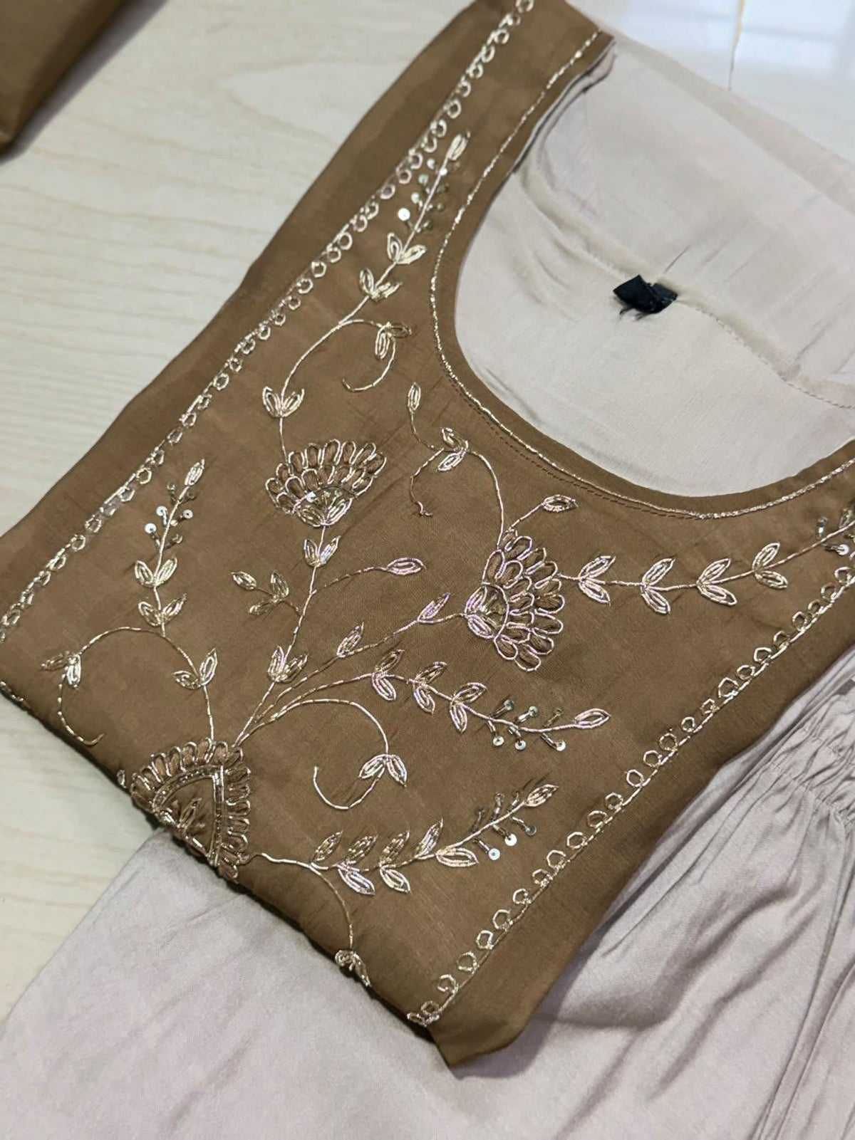 Premium Chanderi  Silk Kurti  Set DK105