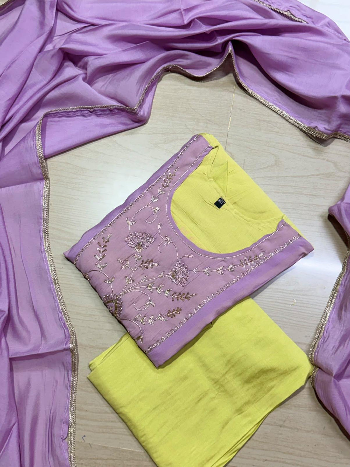 Premium Chanderi  Silk Kurti  Set DK107