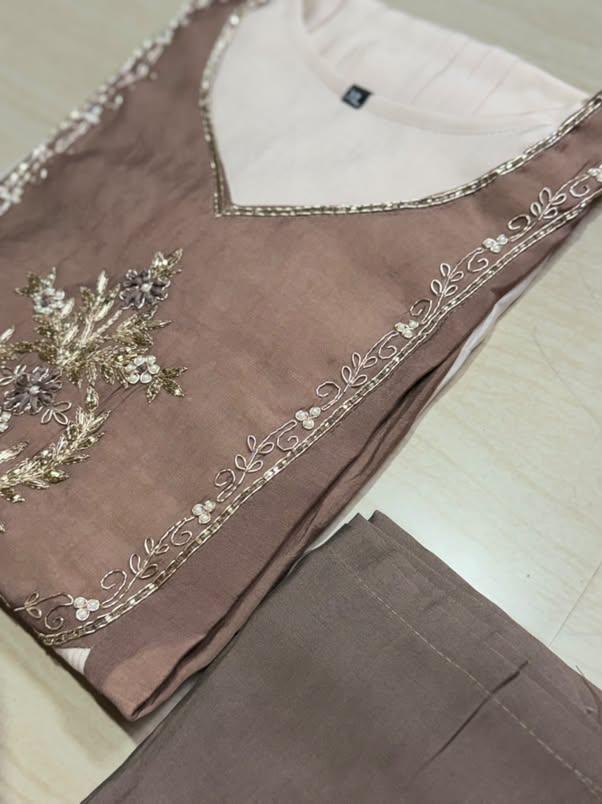 Premium Chanderi  Silk Kurti  Set DK112