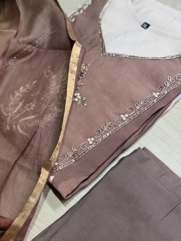 Premium Chanderi  Silk Kurti  Set DK112