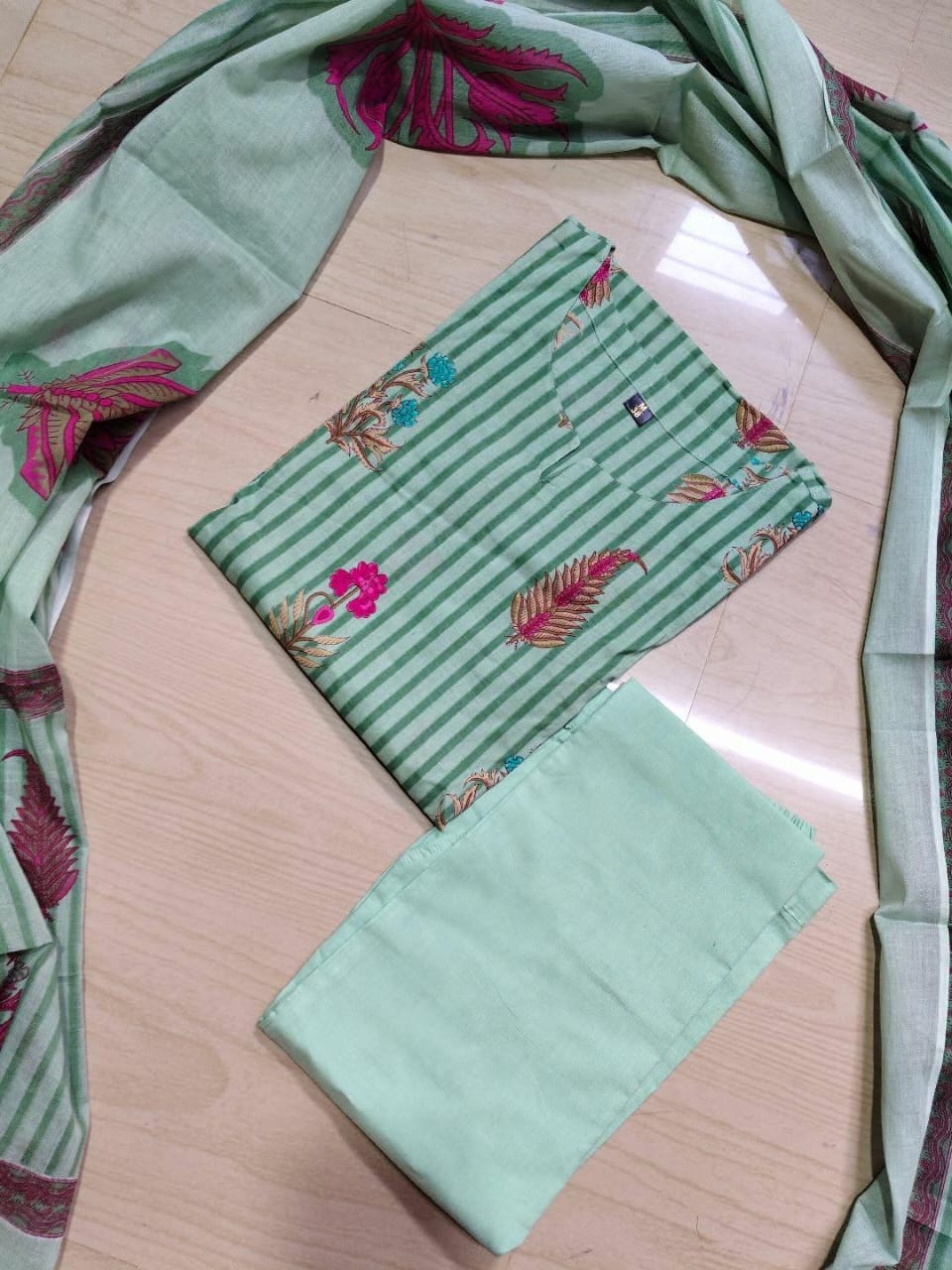 Delight  Kurti Set - DKS114