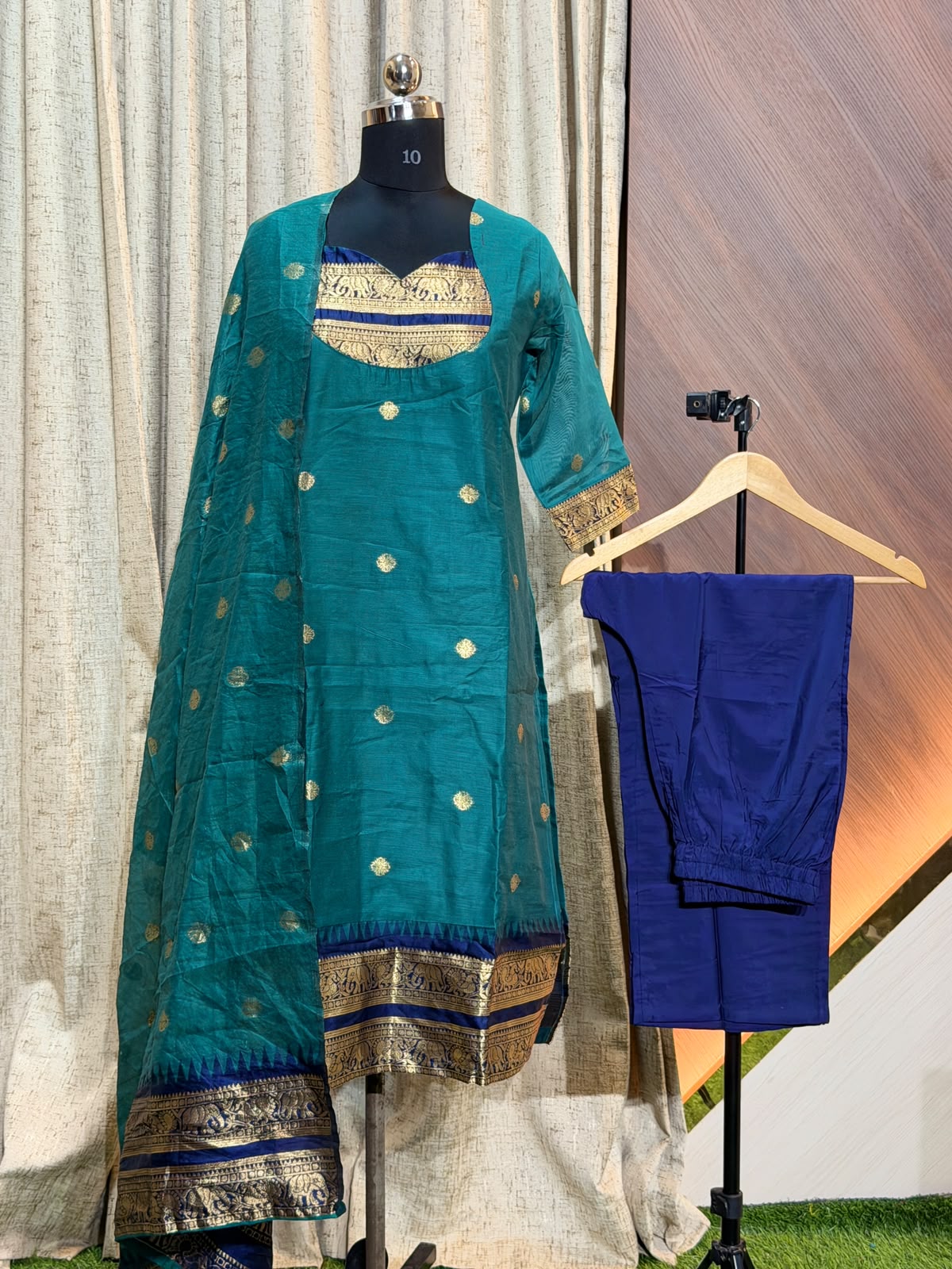 Premium Banarasi Silk Kurti  Set EW114