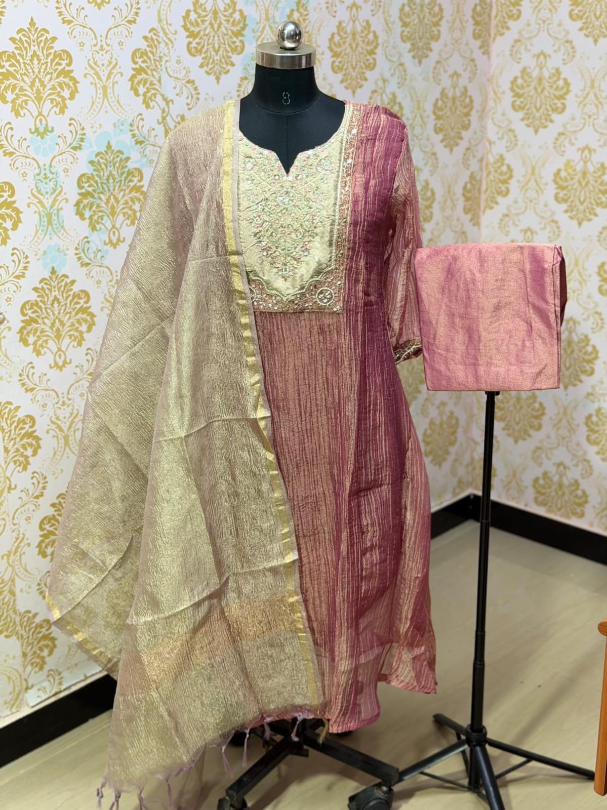 Premium Crushed Tissue Kurti  Set EW127