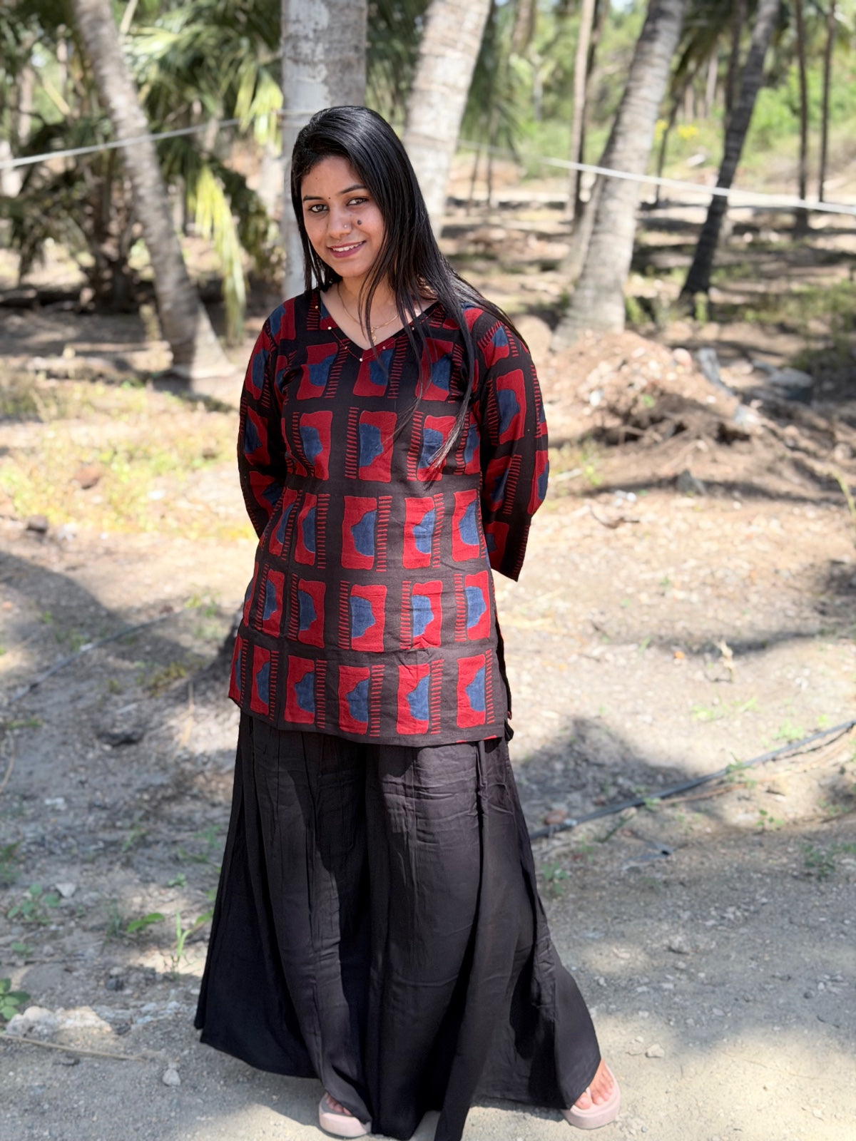 Short Kurthi With Pant  SKP18
