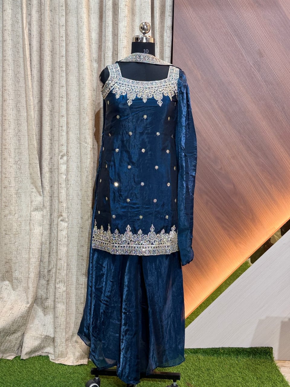 Sharara Sets SH17