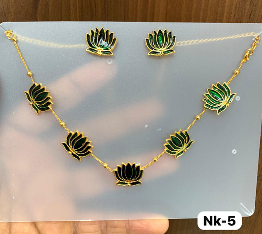 Necklace & Chains NC23