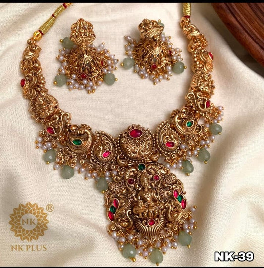 Necklace & Chains NC40