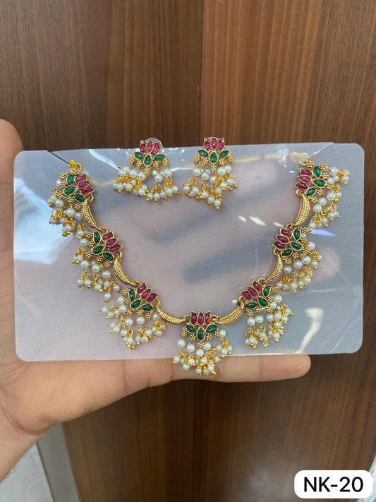 Necklace & Chains NC44