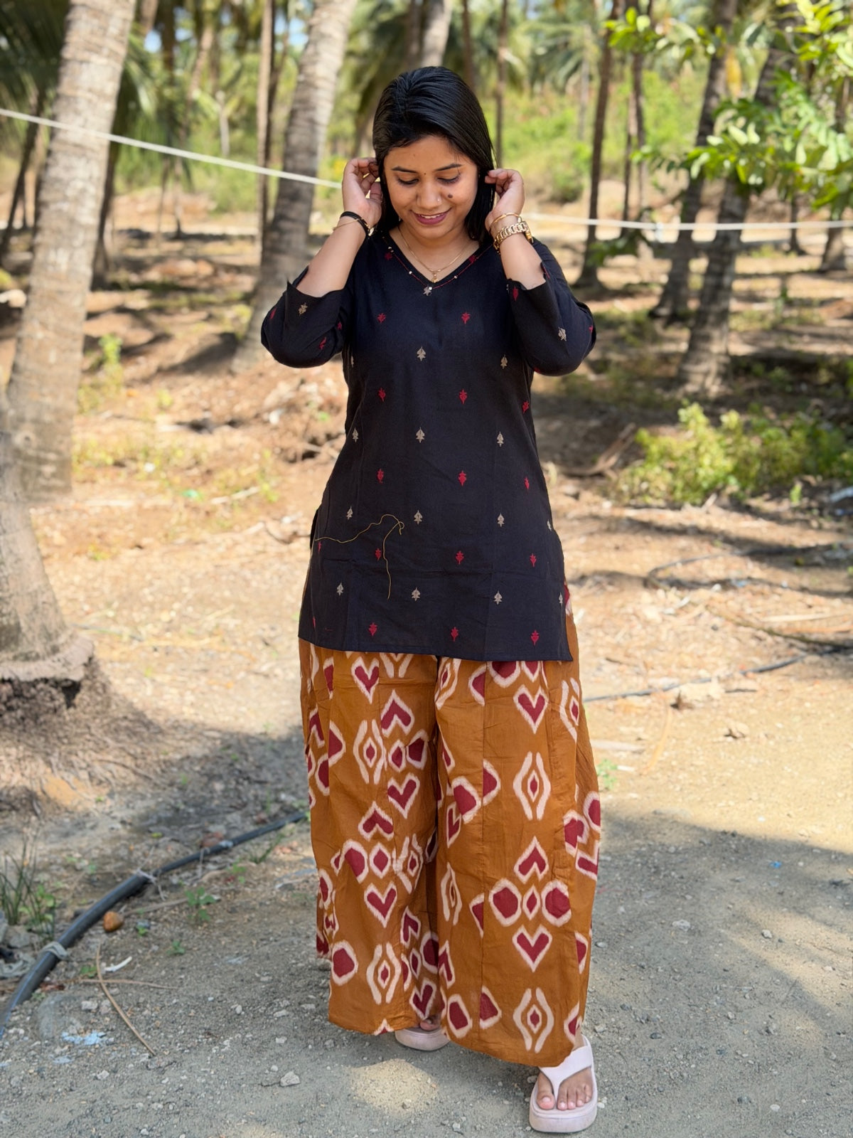 Short Kurthi With Pant  SKP20