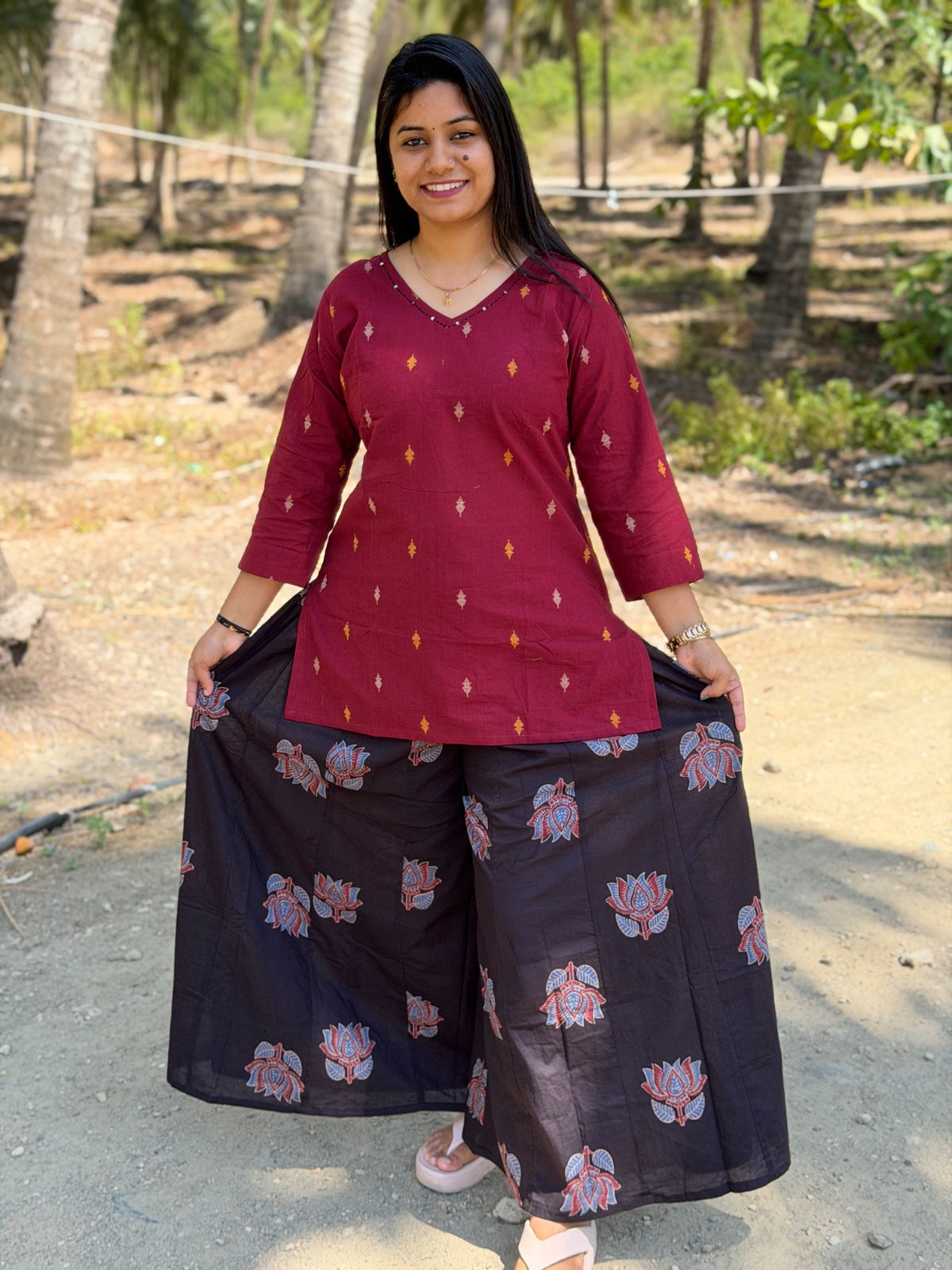 Short Kurthi With Pant  SKP21