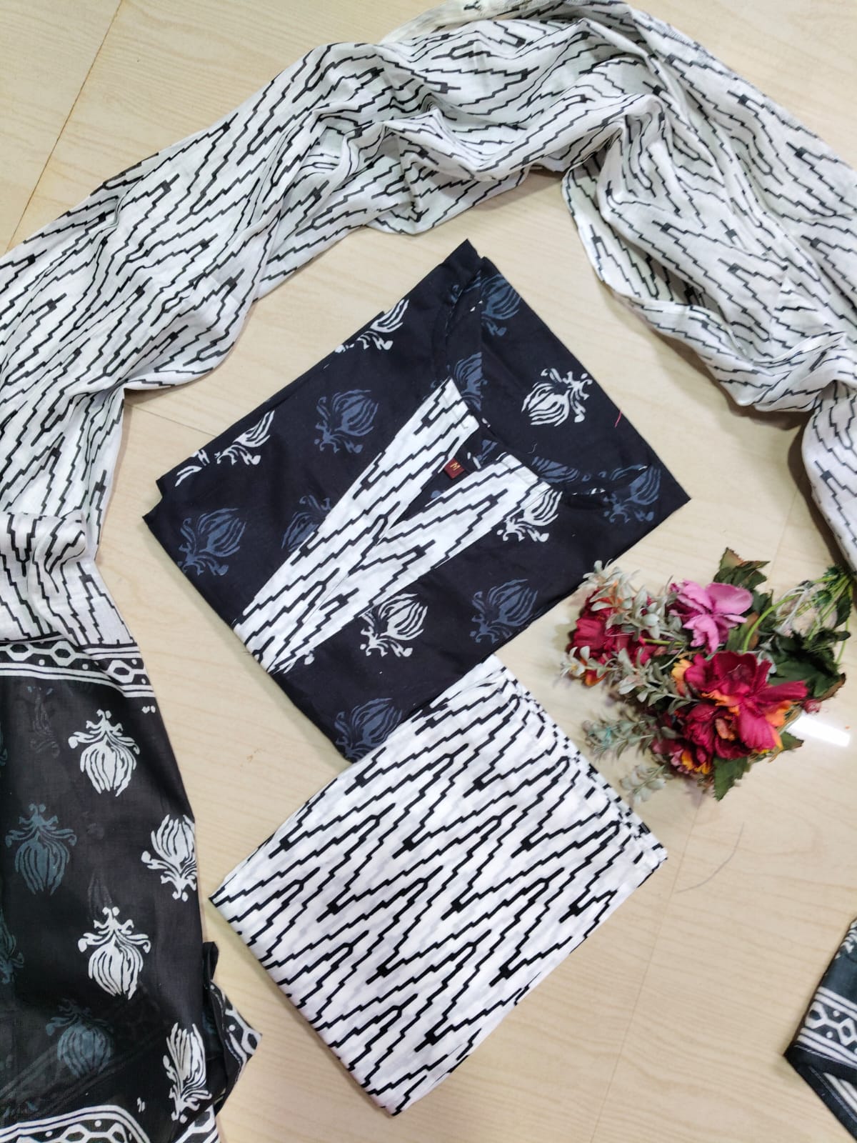 Petals Dupatta Sets  FDS248