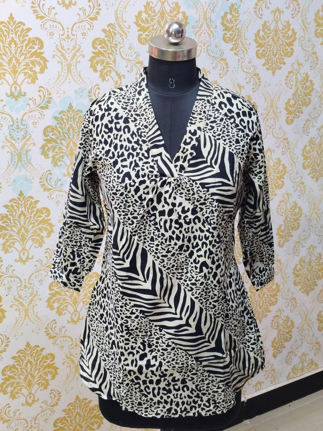 Short Kurti SK124