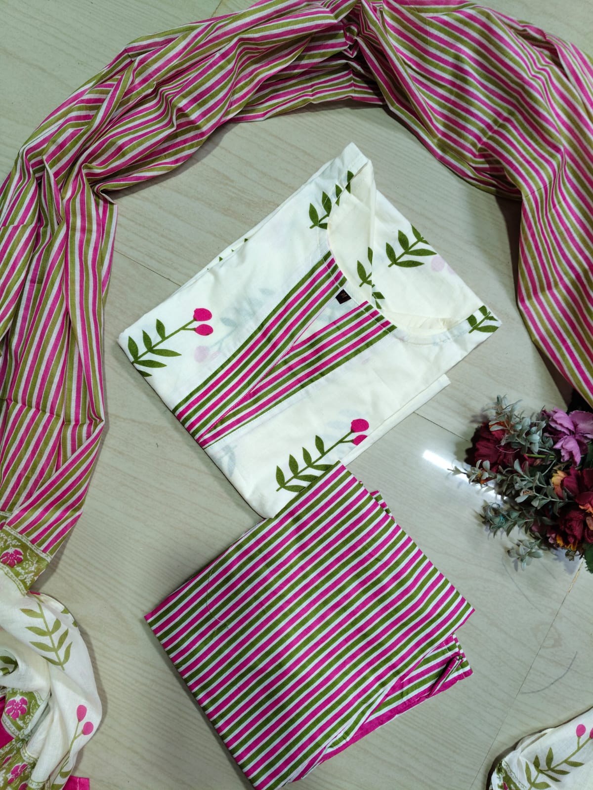 Petals Dupatta Sets  FDS251