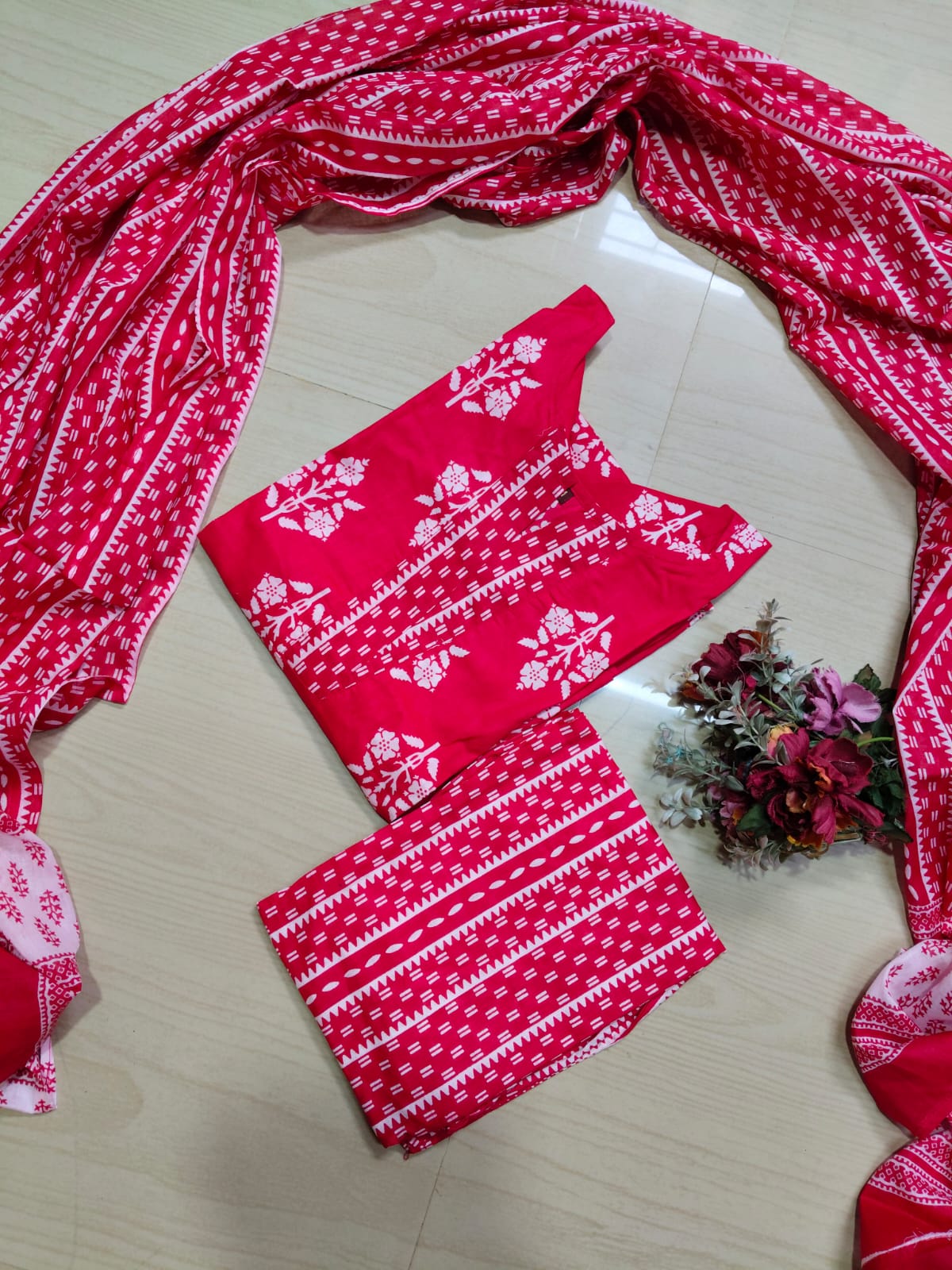 Petals Dupatta Sets  FDS258