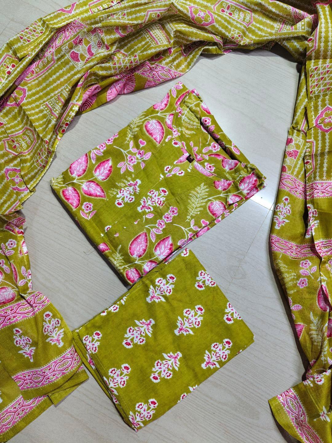Petals Dupatta Sets  FDS286