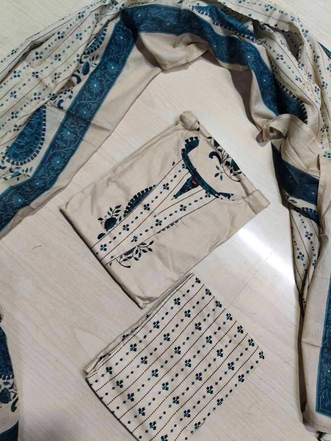 Petals Dupatta Sets  FDS297