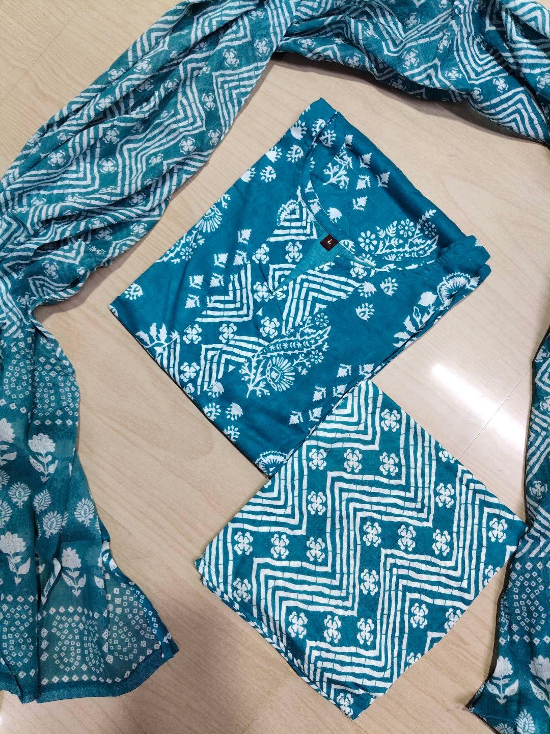 Petals Dupatta Sets  FDS299