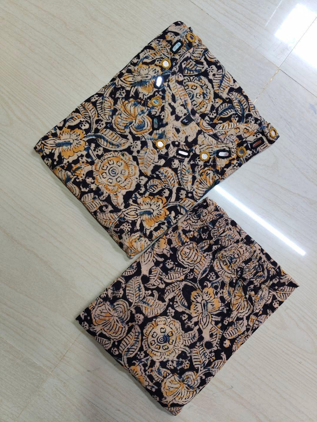 Kalamkari Kurti With Phant  PKA29