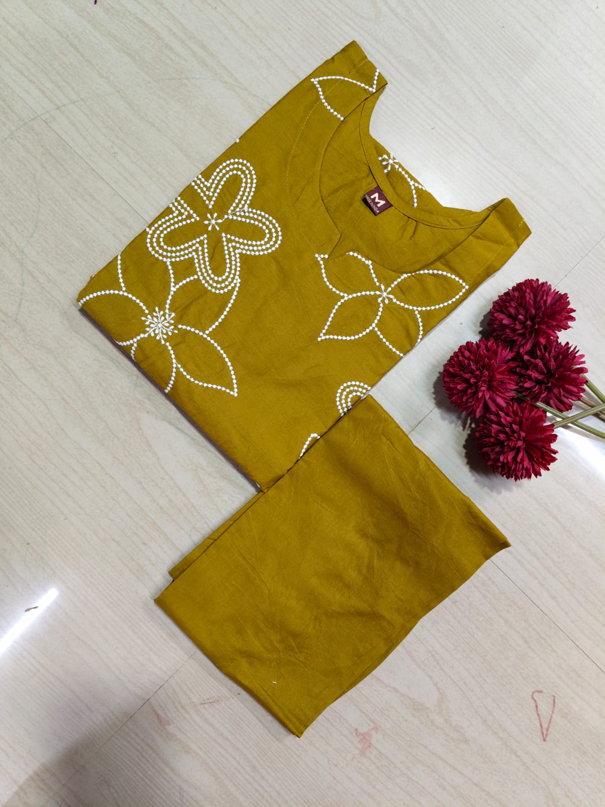 V neck Kurthi with Pant  ALN02