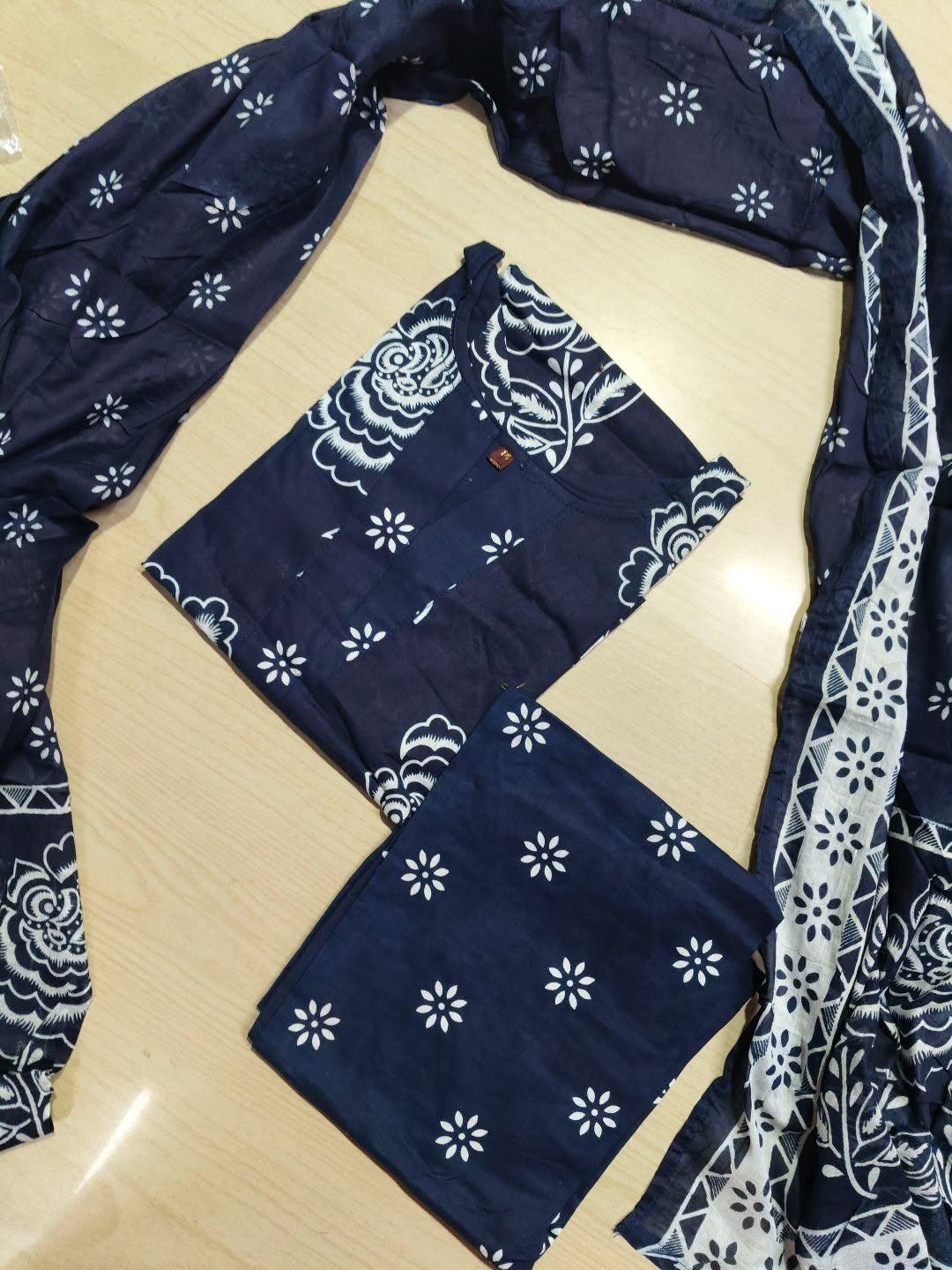 Petals Dupatta Sets  FDS306