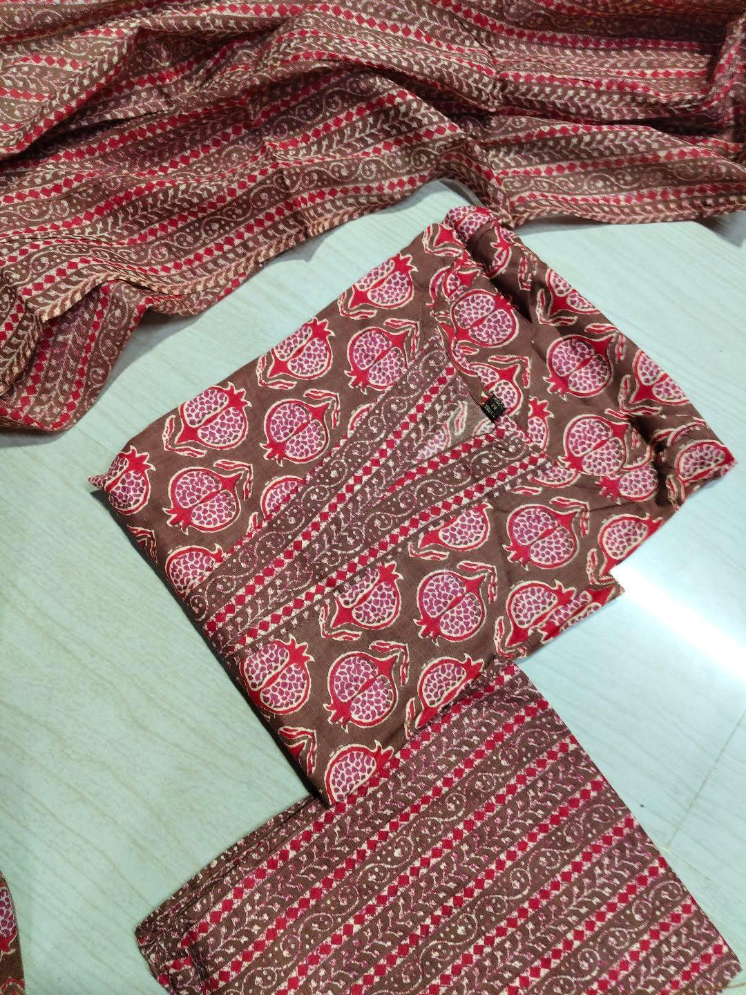 Petals Dupatta Sets  FDS310