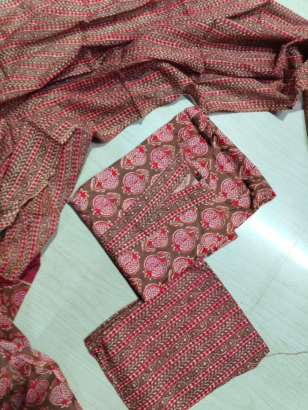 Petals Dupatta Sets  FDS310