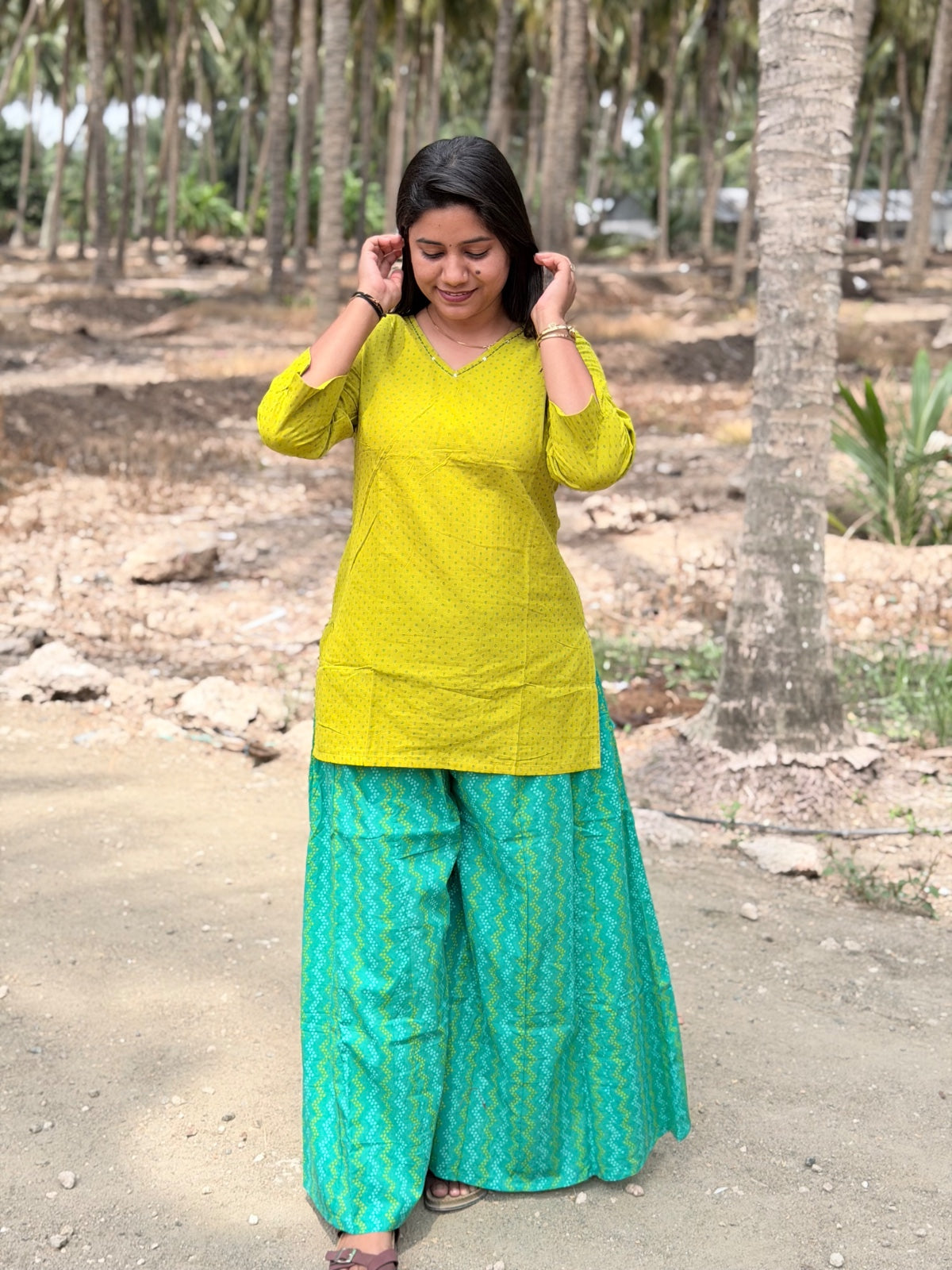 Short Kurthi With Cotton Palazzo  SKP37